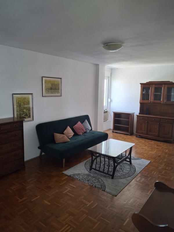 Novi Beograd - Blok 70-64m2-Odmah useljiv ID#3064