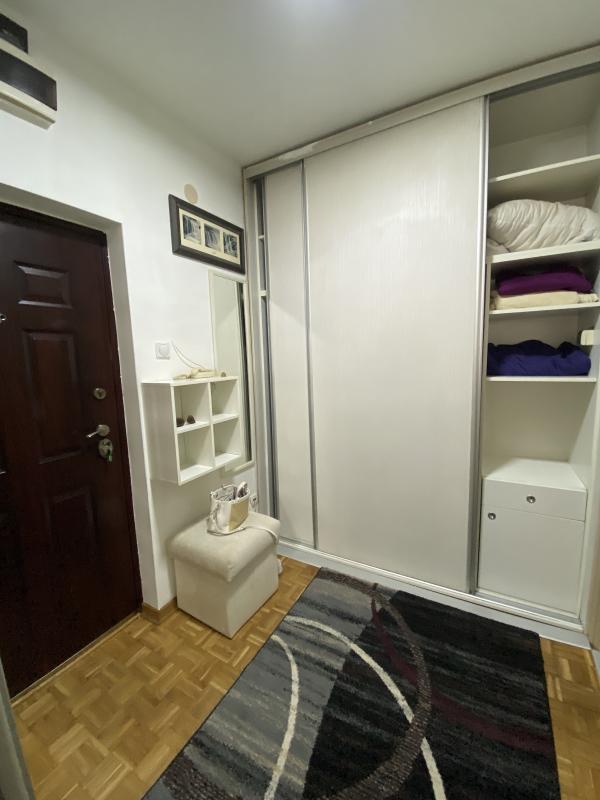 Novi Beograd - Blok 21-Renoviran-Namešten ID#3038