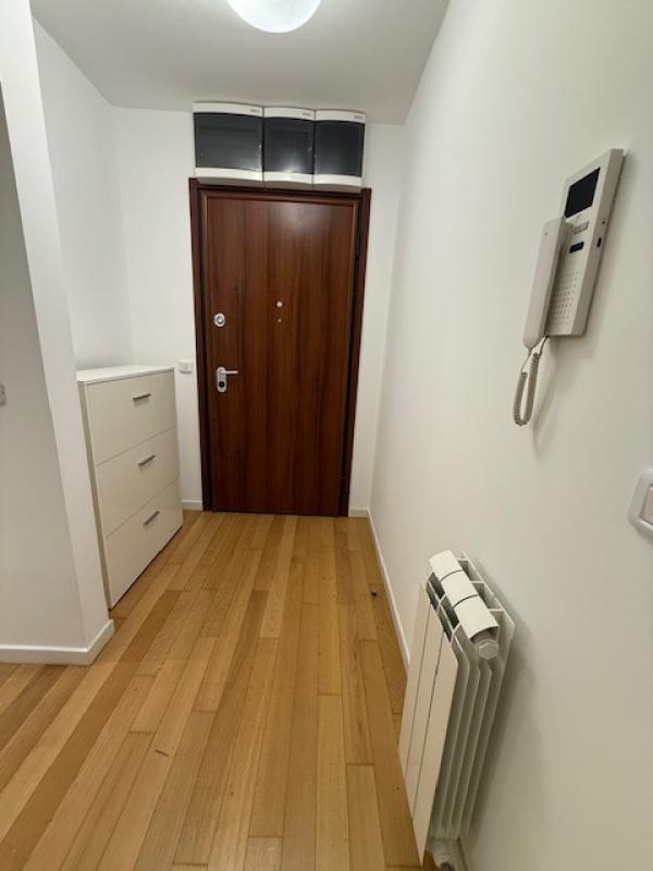 Novi Beograd-A blok-Dvosoban-Uknjižen ID#3063