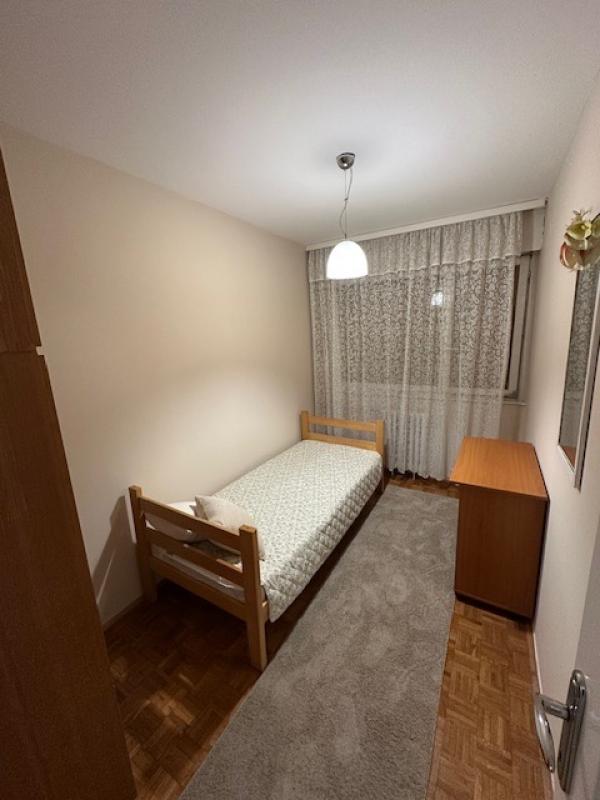 Zemun-Centar-Trosoban-Namešten ID#2949