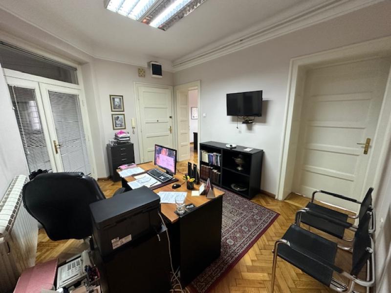 Centar-Trg Republike-Salonac-3.0-Uknjižen ID#2951