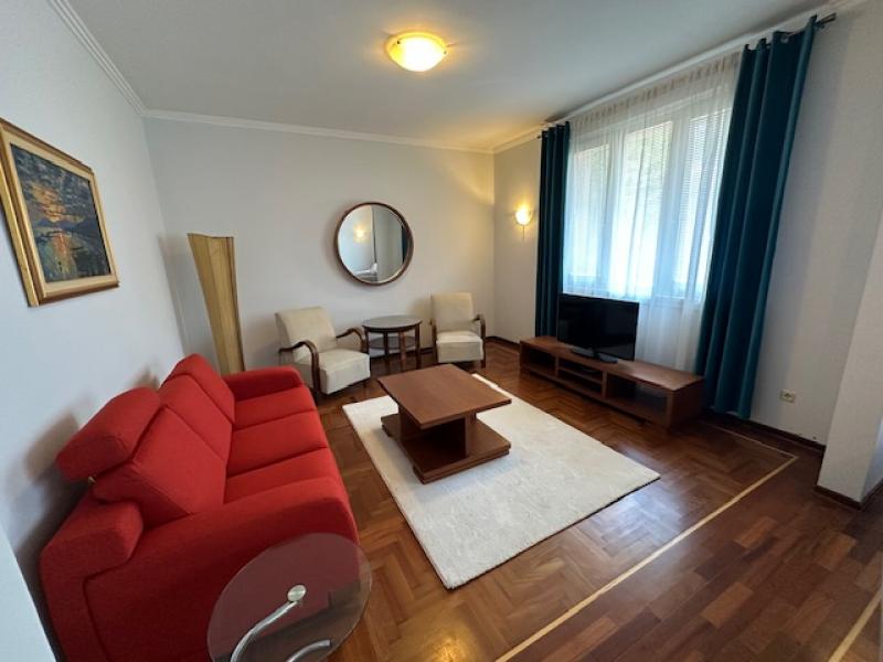 Voždovac-Borisavljevićeva-160m2-Garažno mesto ID#3001
