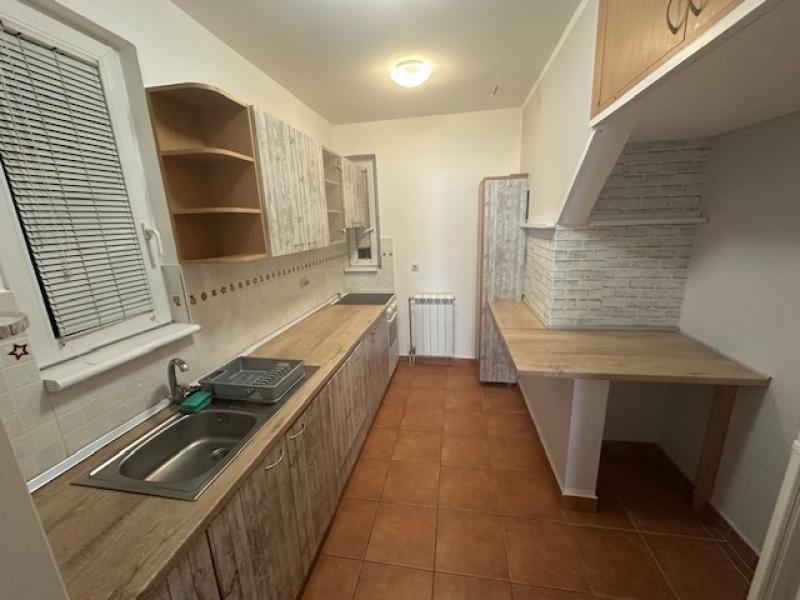 Novi Sad-Grbavica-41m2-Parking mesto-Uknjižen ID#3011