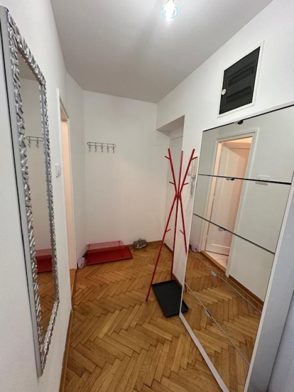 Zvezdara - Vukov spomenik-Dvosoban-Parking mesto-Uknjižen ID#3036