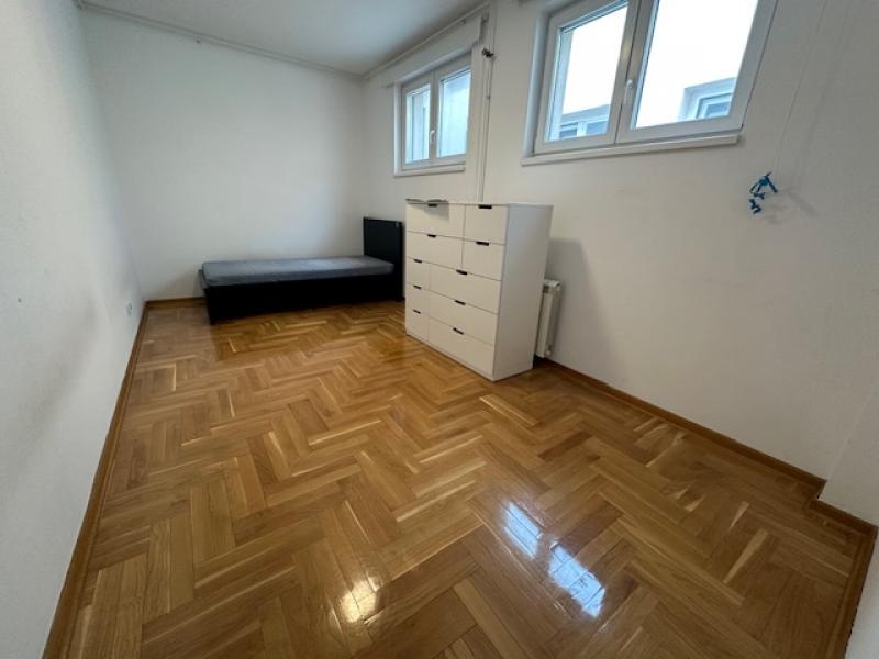 Vračar-Šumatovačka-104m2-Garažno mesto-Uknjižen ID#3040