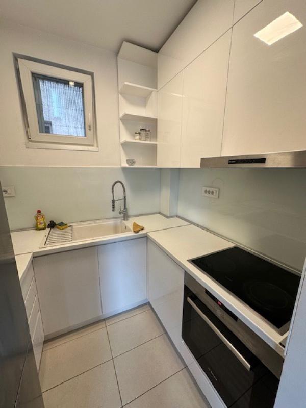 Vračar-Šumatovačka-104m2-Garažno mesto-Uknjižen ID#3040