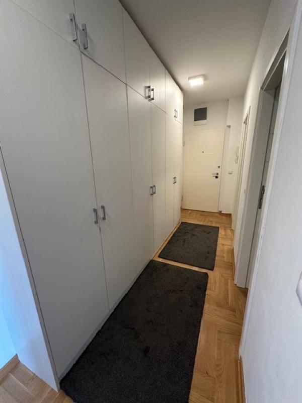 Vračar-Šumatovačka-104m2-Garažno mesto-Uknjižen ID#3040