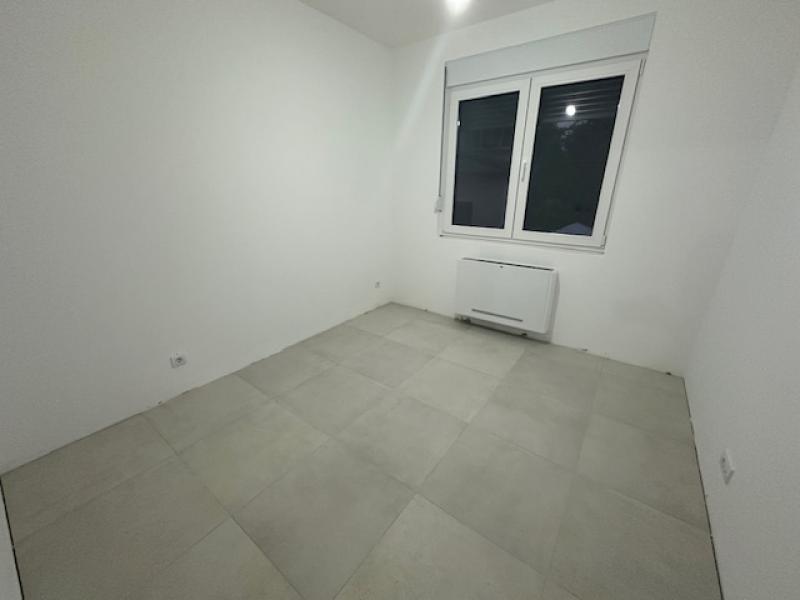 Zemun Kalvarija-100m2-Parking mesto ID#3061