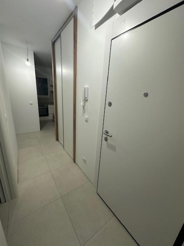Zemun Kalvarija-100m2-Parking mesto ID#3061
