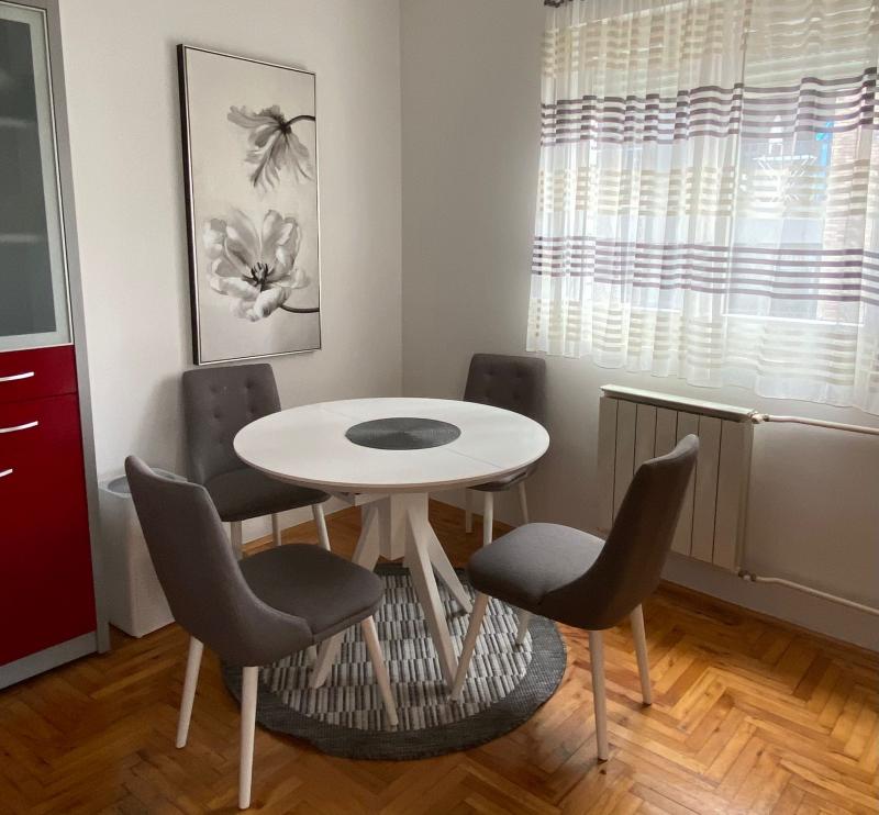 Vračar-Južni Bulevar-Dvosoban sa garažom-54m2 ID#2974