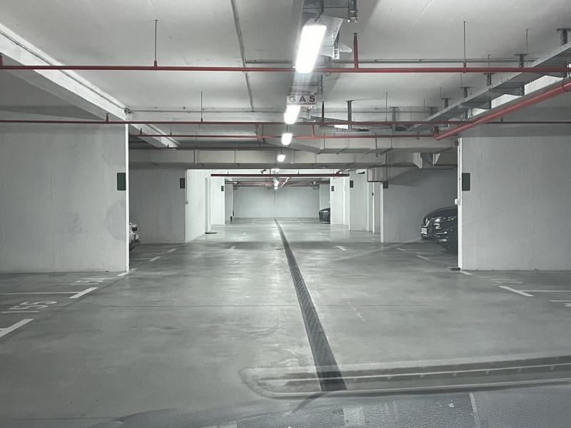 Novi Beograd-A blok-Savada - ,Uroša Martinovića-0